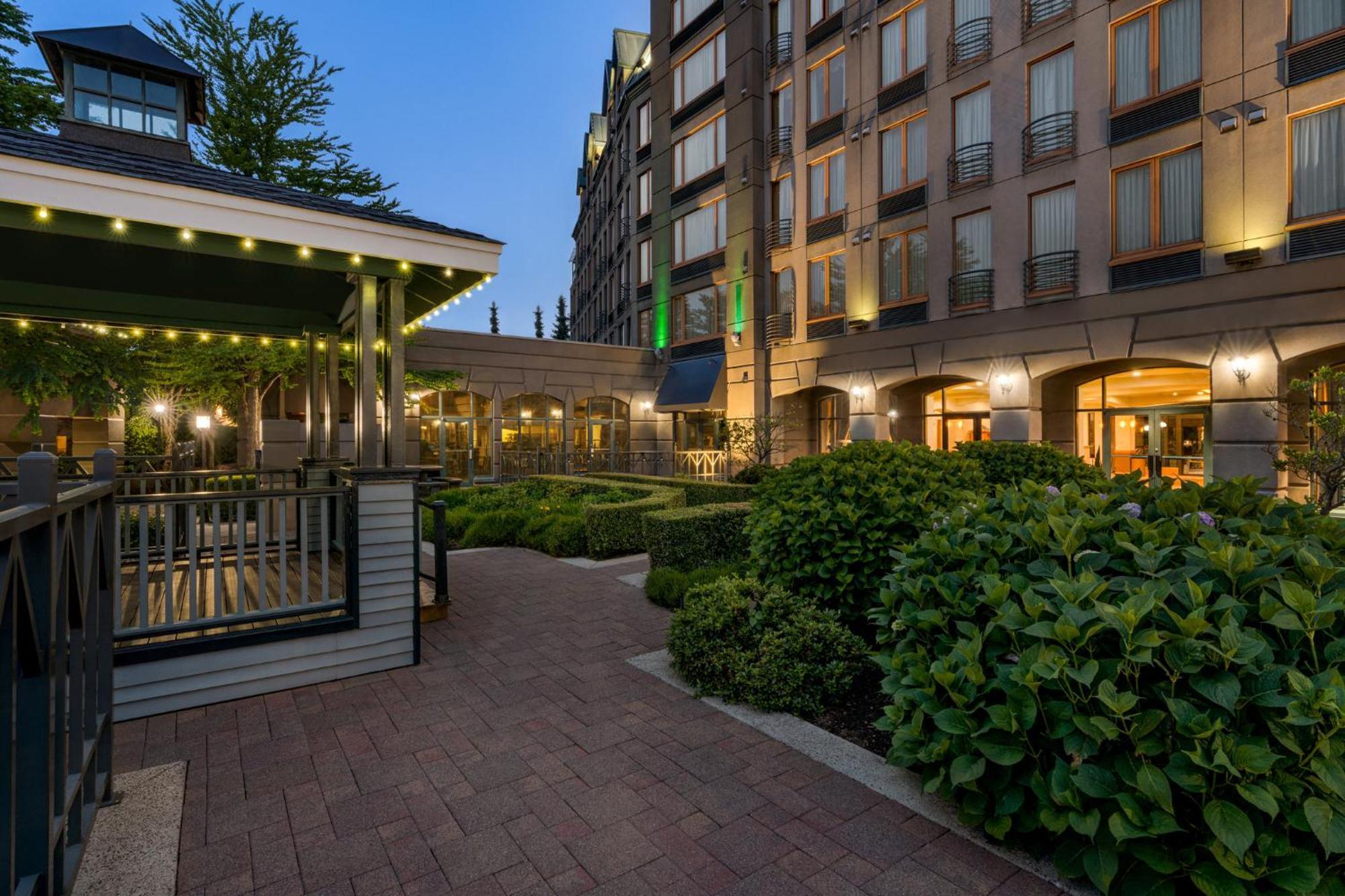 Holiday Inn & Suites North Vancouver By Ihg Eksteriør bilde