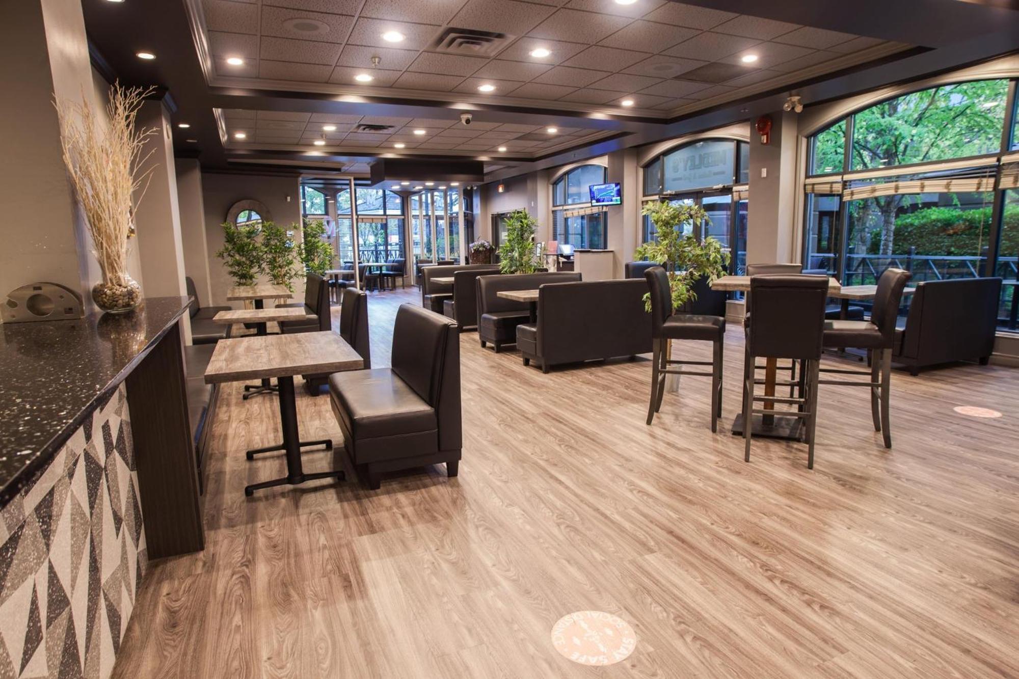 Holiday Inn & Suites North Vancouver By Ihg Eksteriør bilde