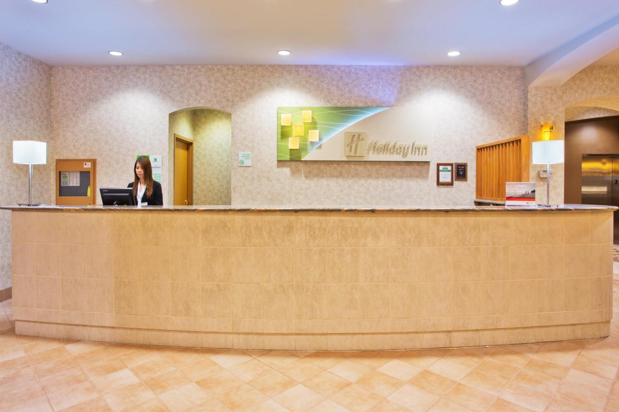 Holiday Inn & Suites North Vancouver By Ihg Eksteriør bilde