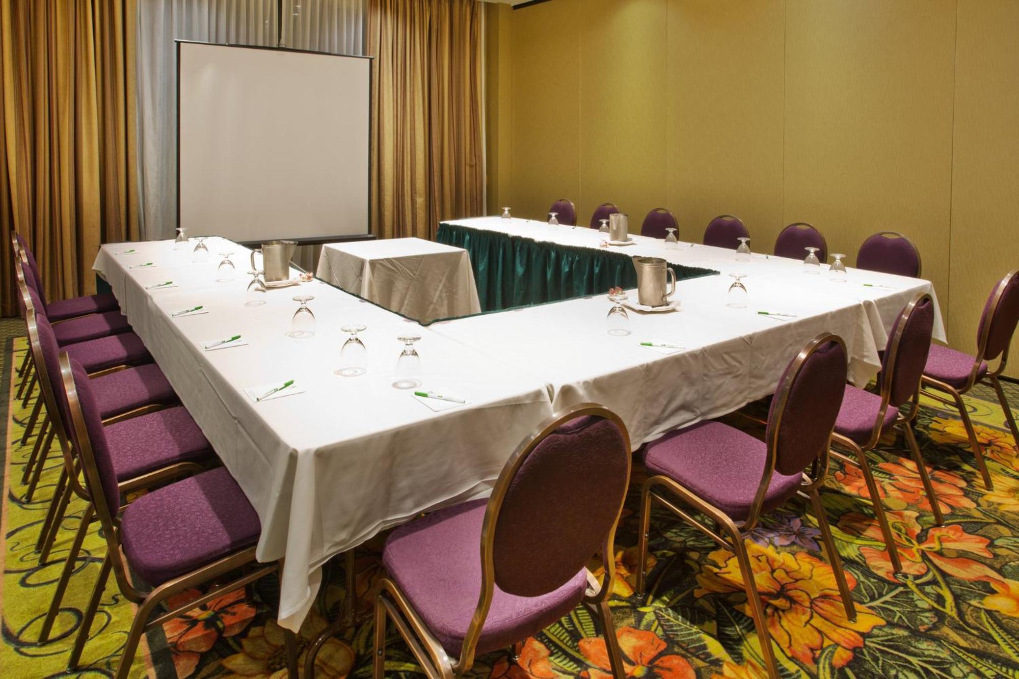 Holiday Inn & Suites North Vancouver By Ihg Eksteriør bilde